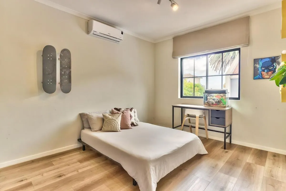 Family Holiday Home Sea Point Κέιπ Τάουν 0*,  Νότια Αφρική