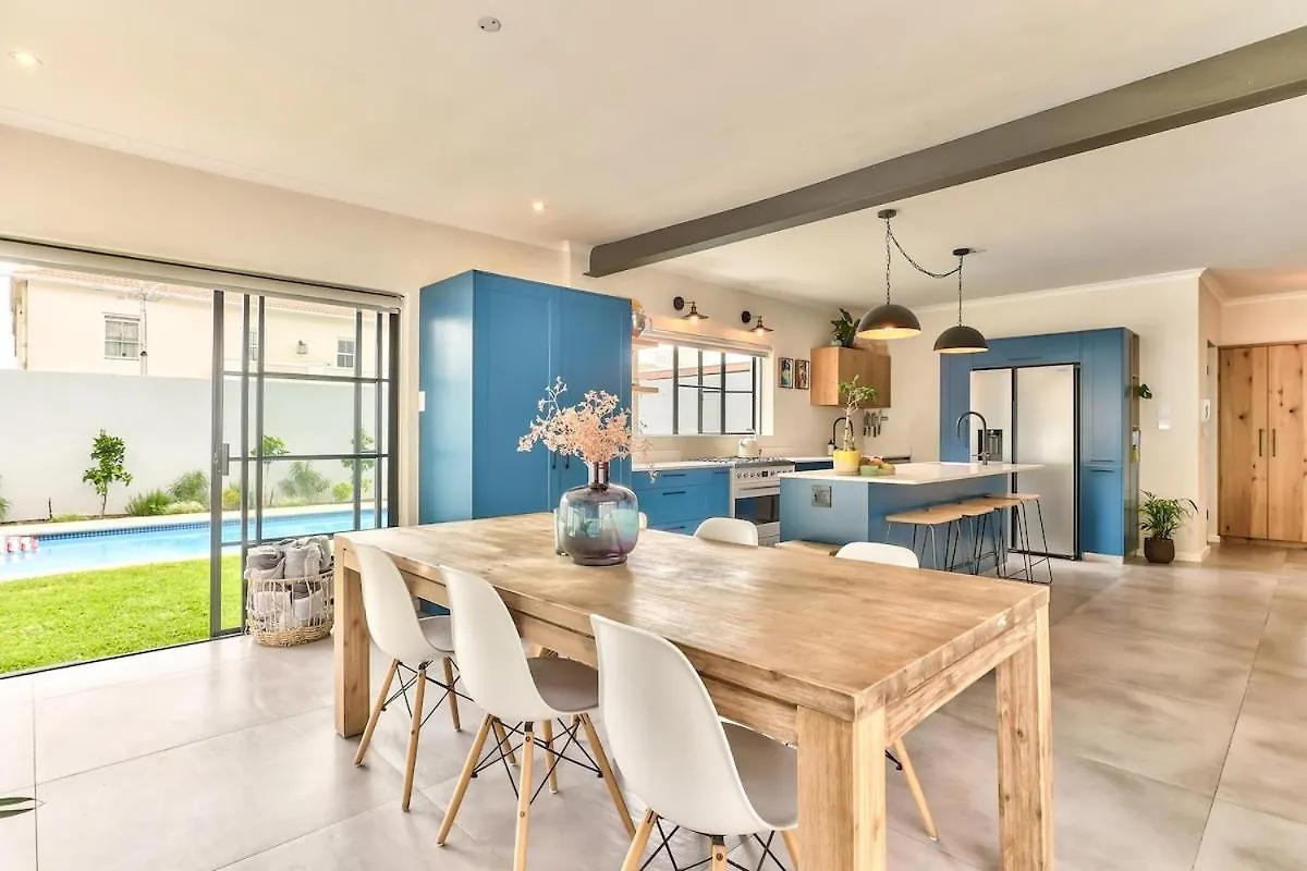Family Holiday Home Sea Point Κέιπ Τάουν