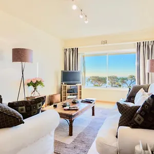  Apartment Seaview 10 Monte Carlo Camps Bay